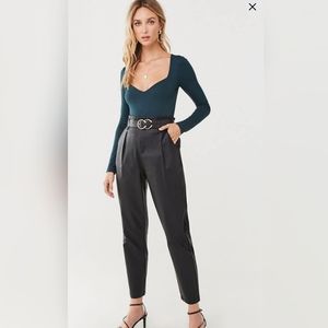 Hunter green sweetheart bodysuit NWOT